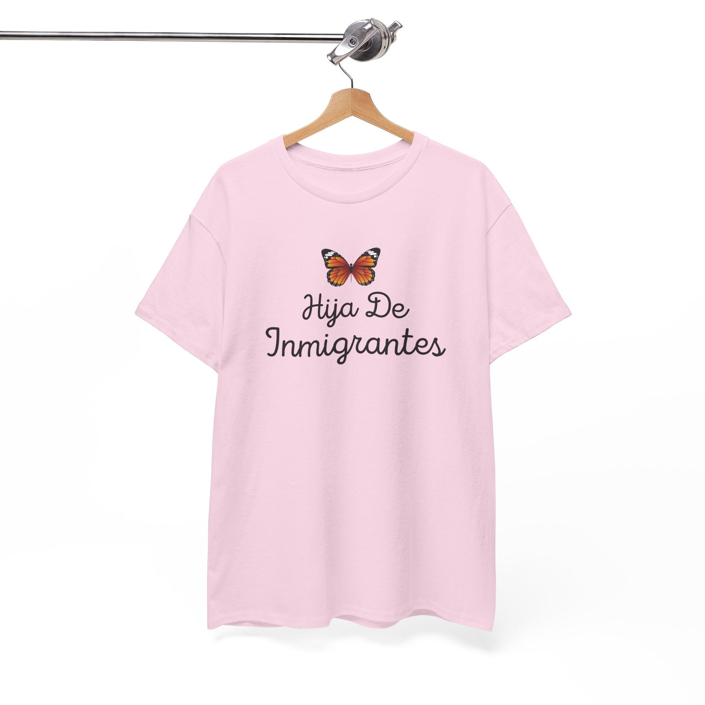 Hija De Inmigrantes Tee
